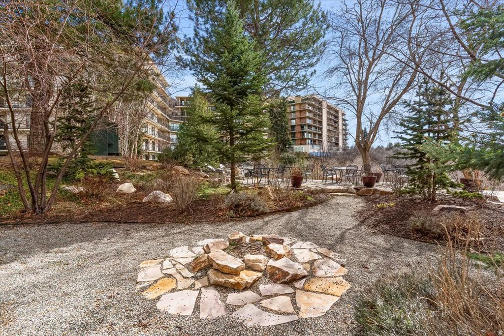 Photo of 850 S DONNER WAY Way #505, Salt Lake City, UT 84108 (MLS # 2144670)