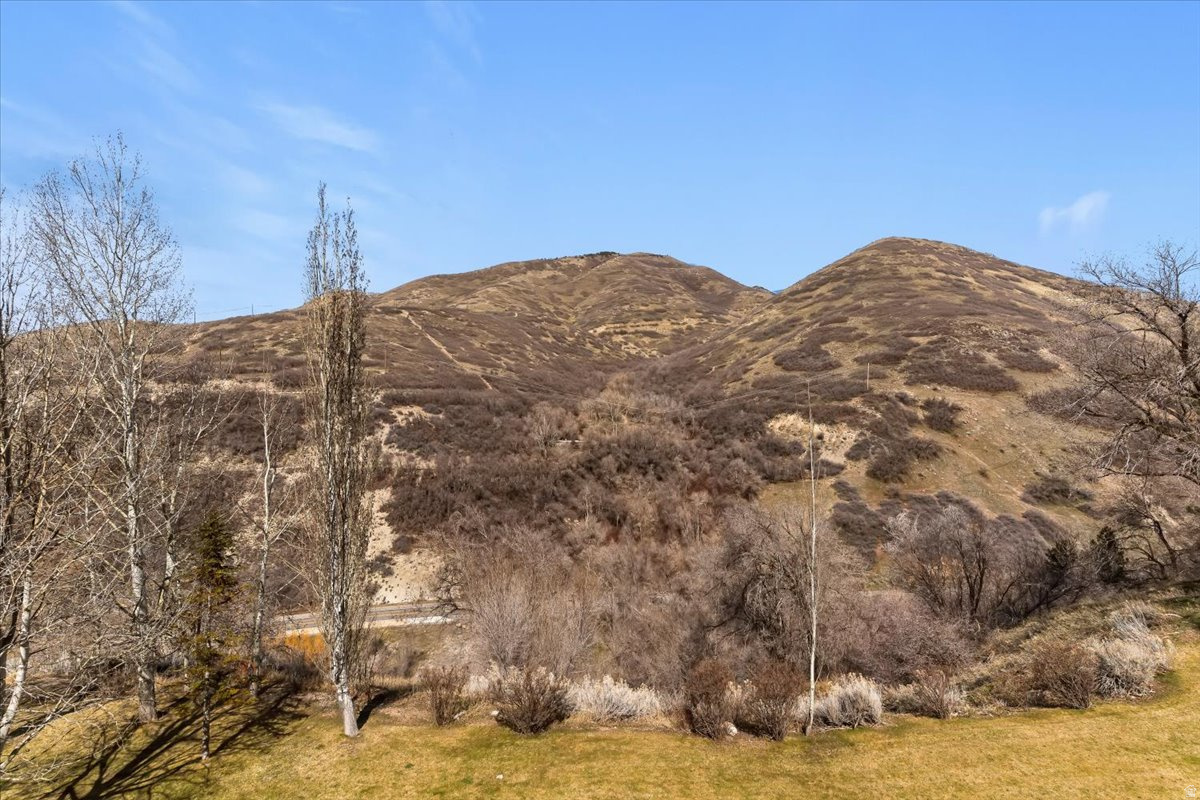 DONNER CREST - Residential