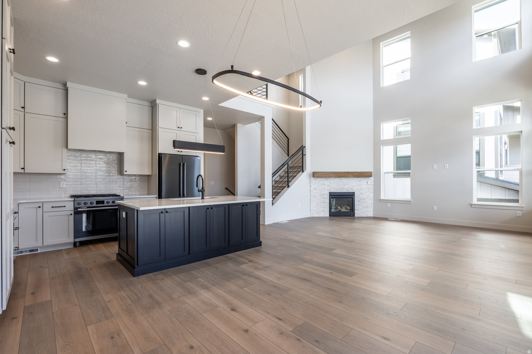 DEER SPRINGS - Residential