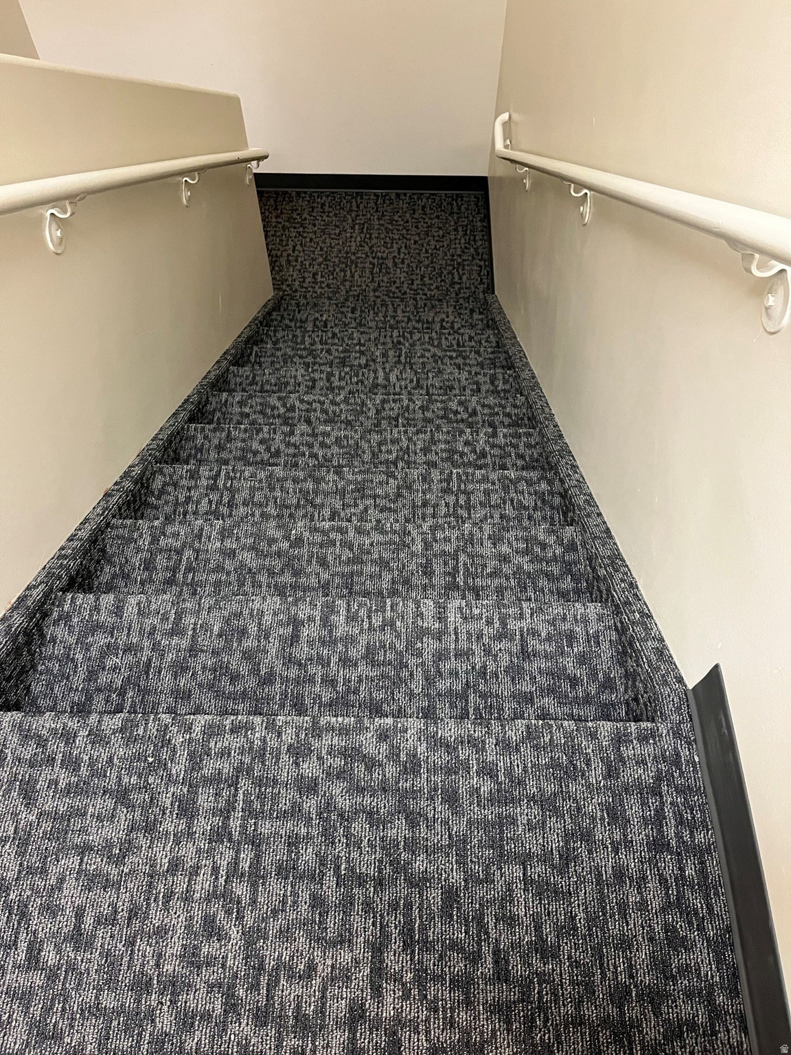 PARK - Commercial Lease