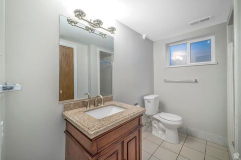 Tiny photo for 276 E SPENCER WAY, Farmington, UT 84025 (MLS # 2150829)