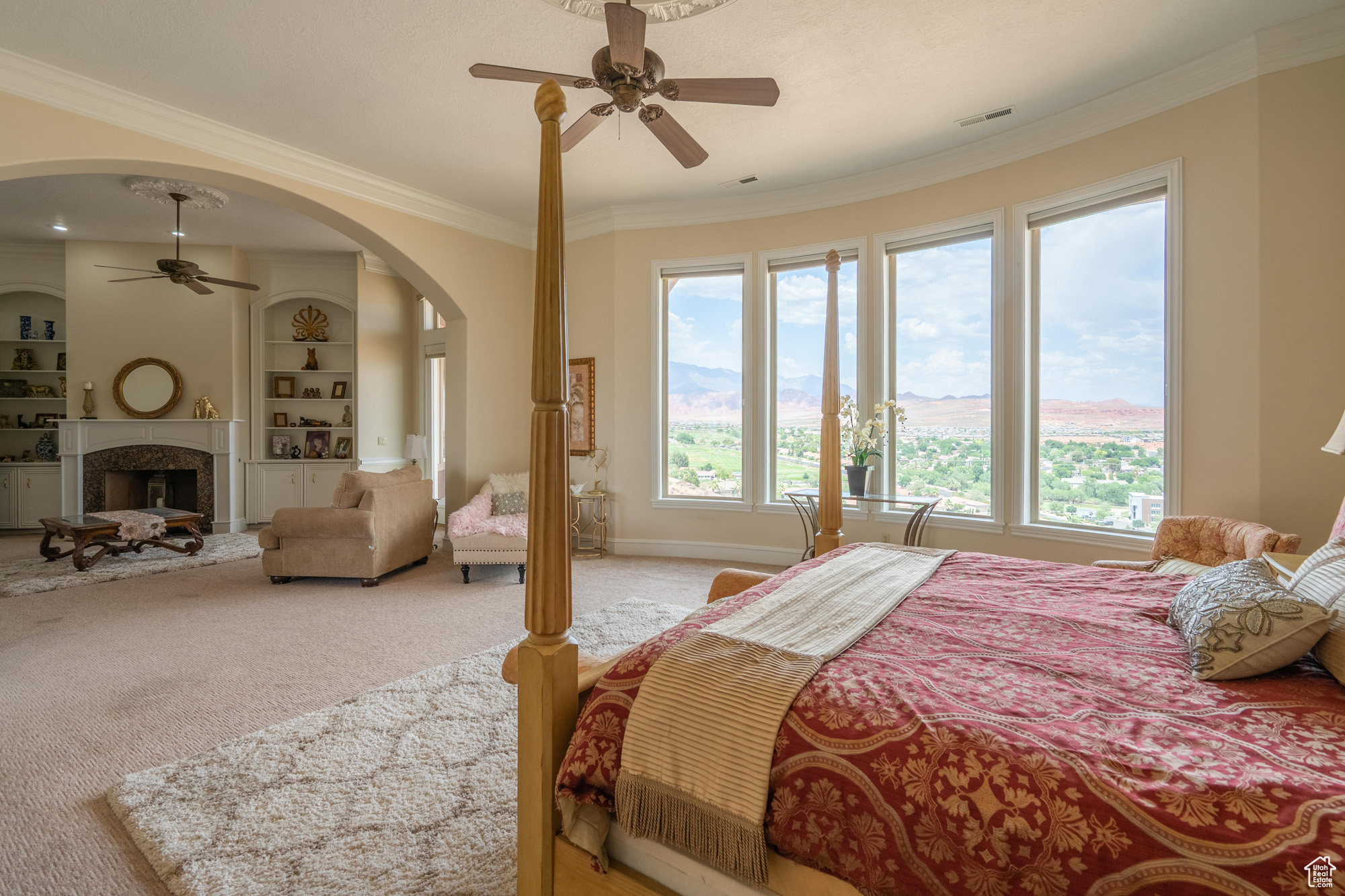 LIONS HEAD HILLTOP EST GR SPRING COVE - Residential
