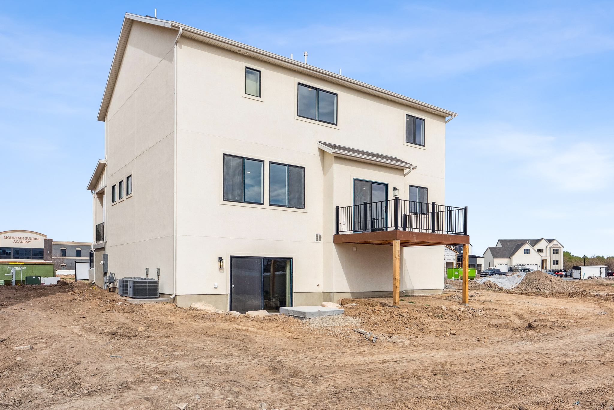 FREEDOM VIEW COVE - Residential