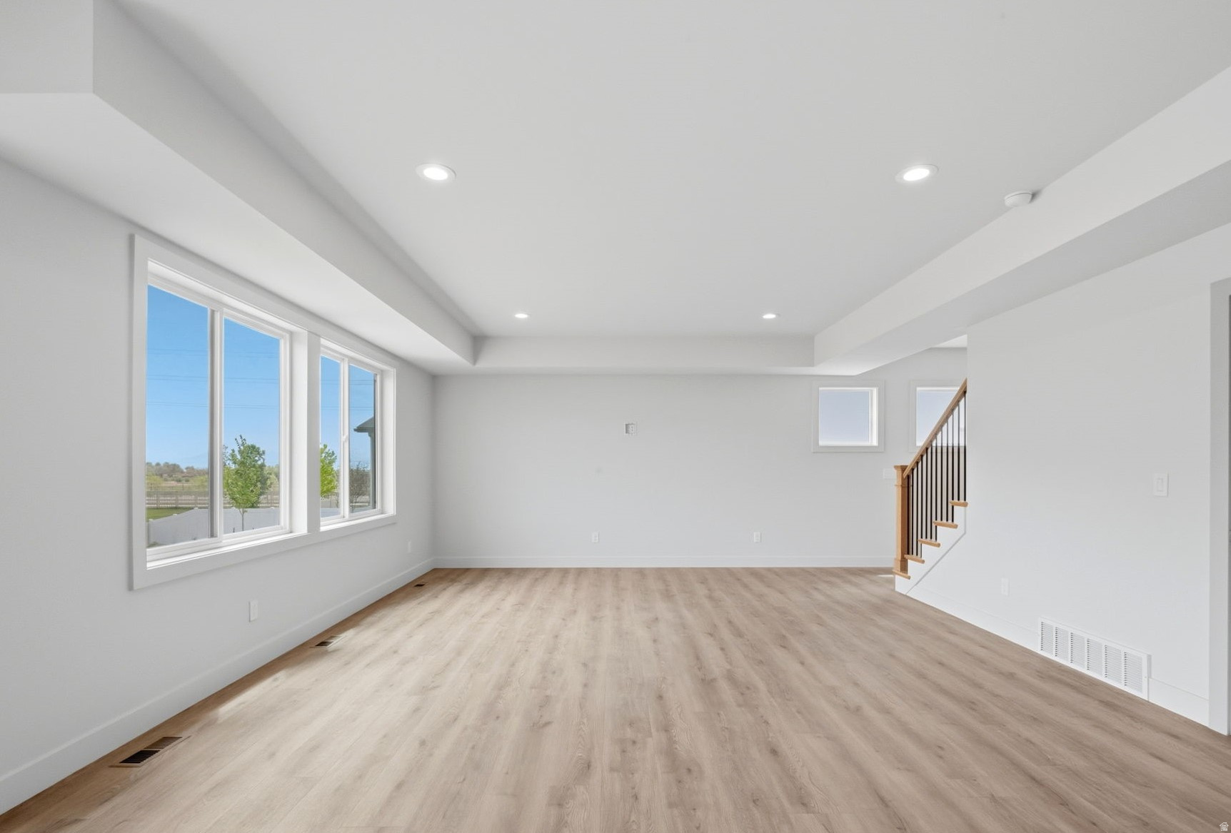 FREEDOM VIEW COVE - Residential