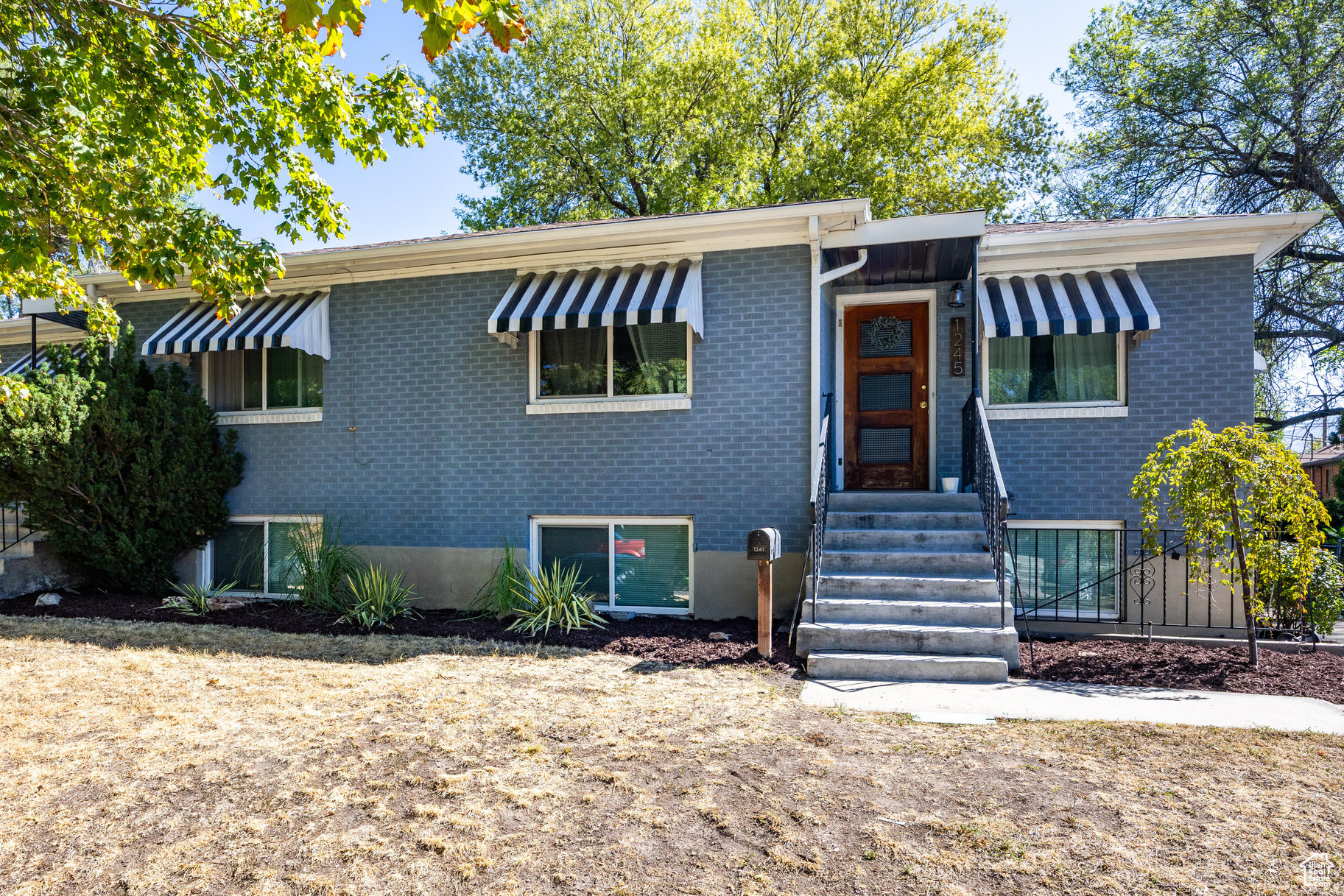 LIBERTY PARK ADD - Residential Income