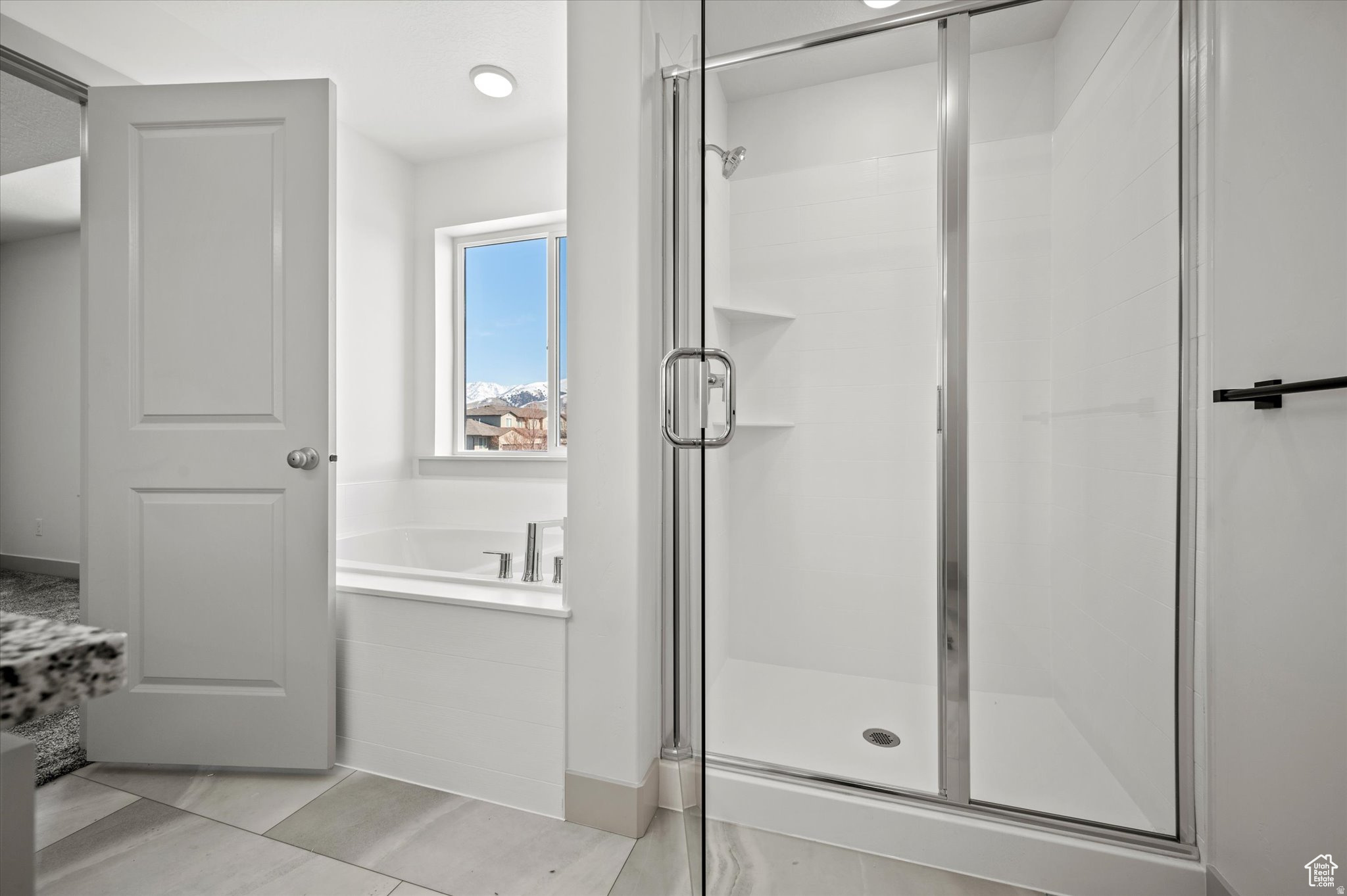 MOUNTAIN VALLEY - Residential