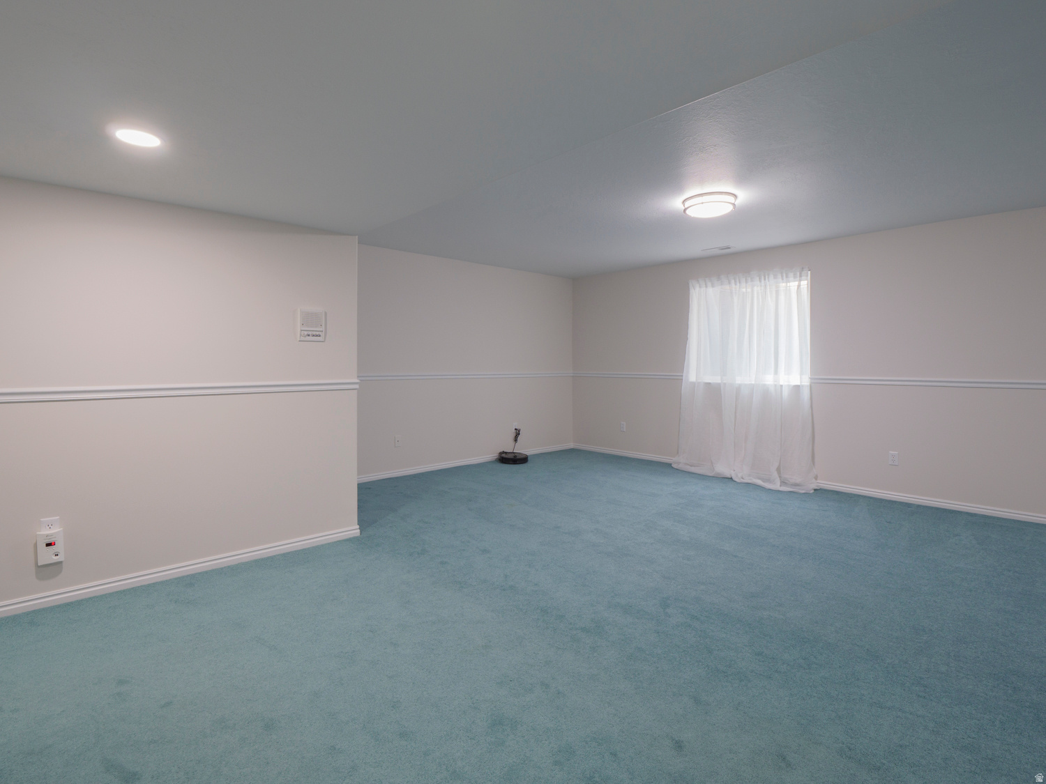 CHIMNEY HILL - Residential