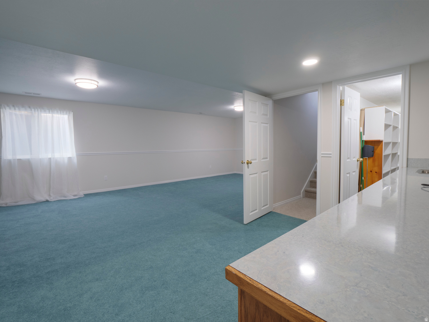 CHIMNEY HILL - Residential