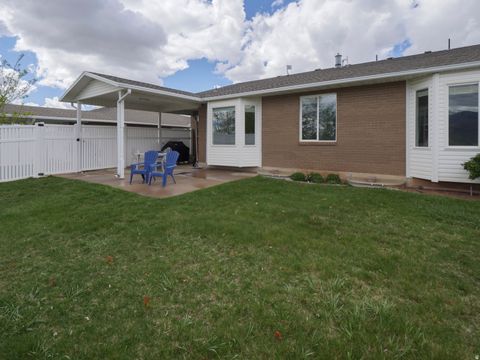 Tiny photo for 1081 E 5675 S, South Ogden, UT 84405 (MLS # 2151402)