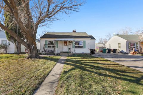 Photo of 4548 S BOX ELDER ST, Murray, UT 84107 (MLS # 2129759)