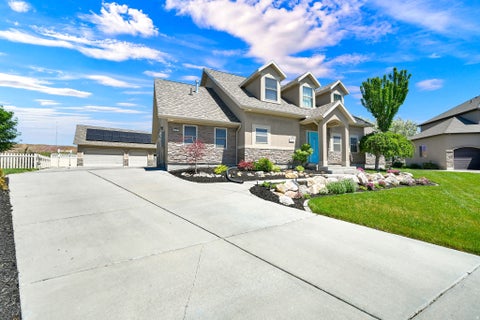 Tiny photo for 849 SAINT ANDREWS DR, Syracuse, UT 84075 (MLS # 2165326)