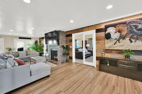 Tiny photo for 849 SAINT ANDREWS DR, Syracuse, UT 84075 (MLS # 2165326)