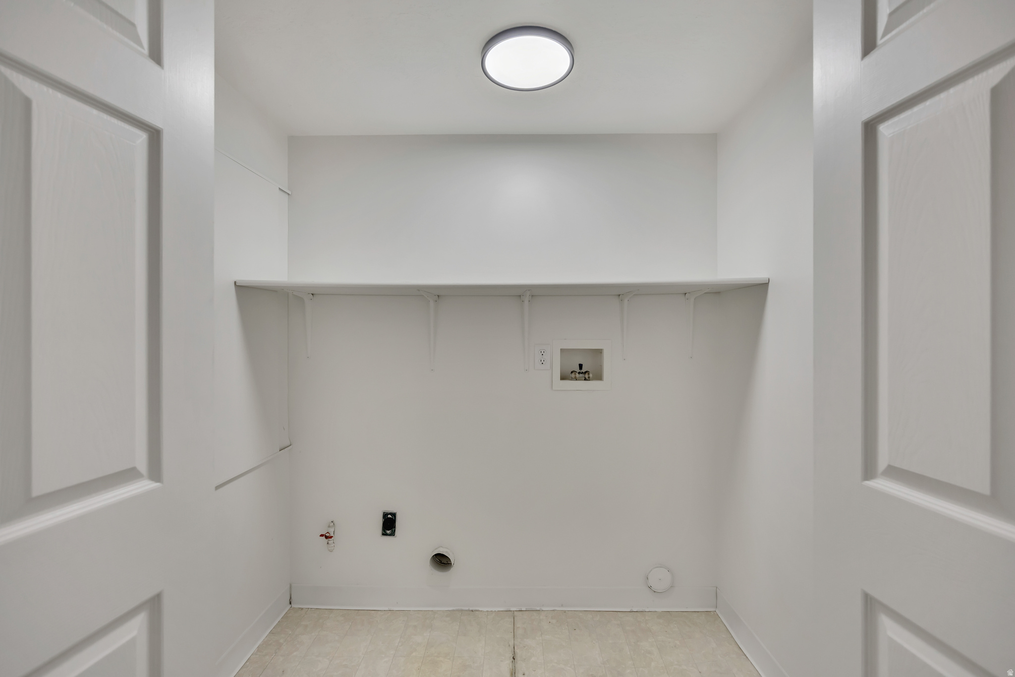 CAPRICE PLAZA CONDOMINIUMS - Residential