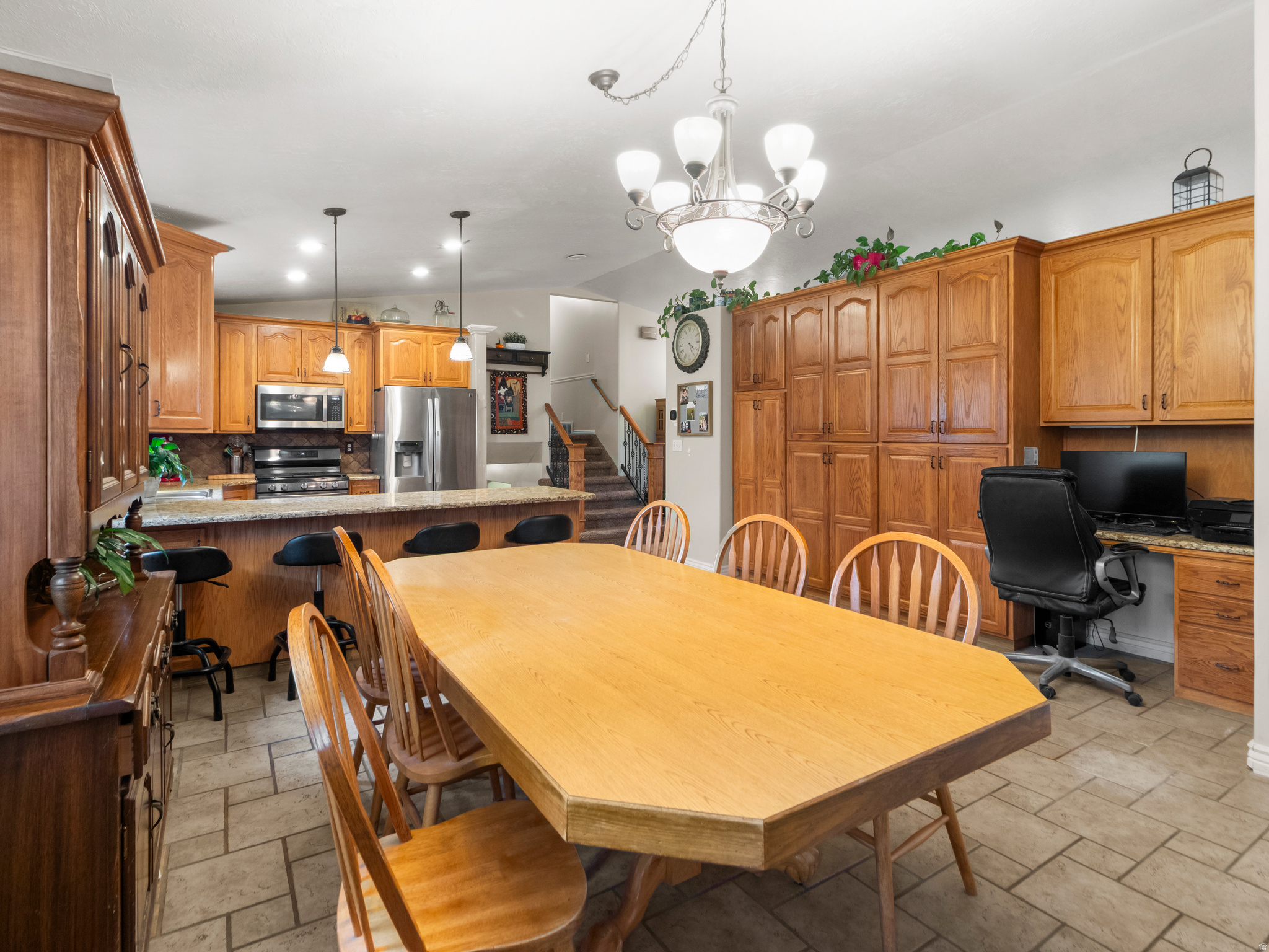 BOYD J BROWM MINOR - Residential