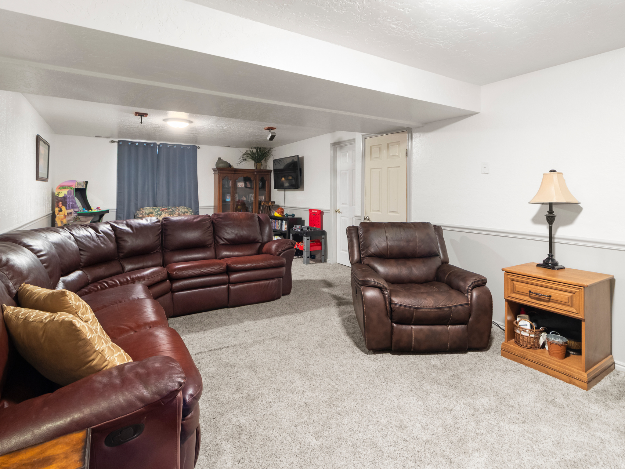 BOYD J BROWM MINOR - Residential