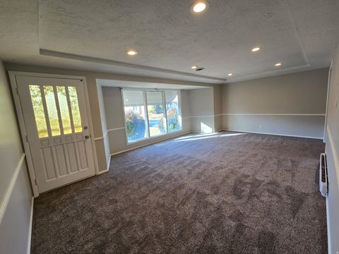 Tiny photo for 977 E 5550 S, South Ogden, UT 84405 (MLS # 2134365)