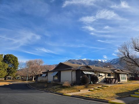 Tiny photo for 977 E 5550 S, South Ogden, UT 84405 (MLS # 2134365)