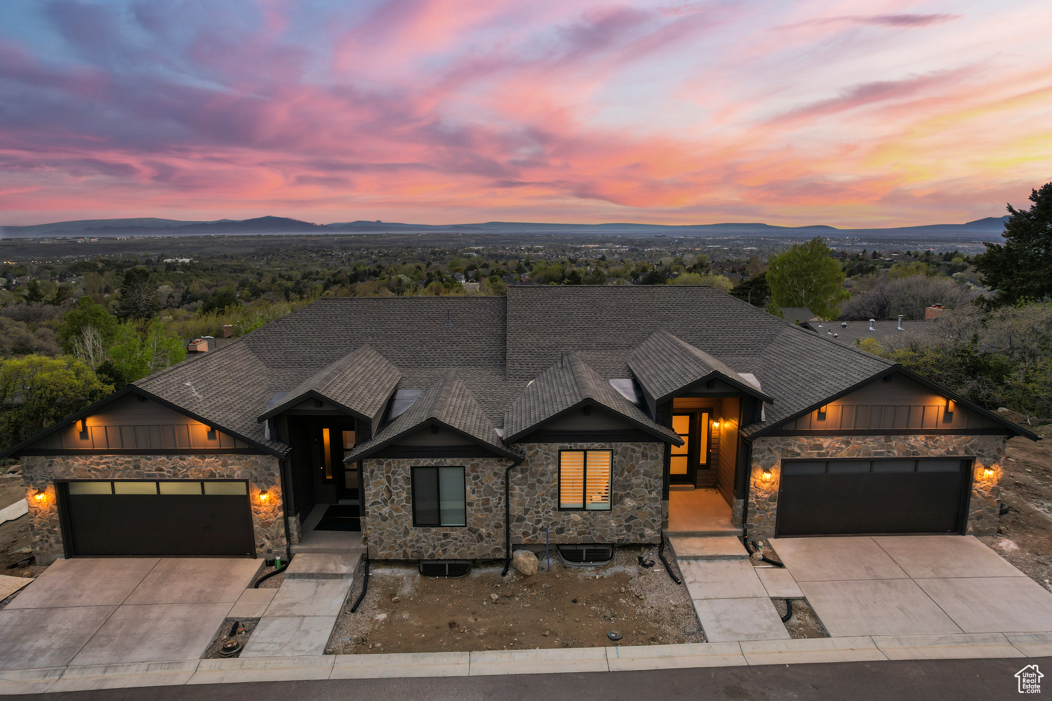 KNOLLWOOD PHASE 4 - Residential