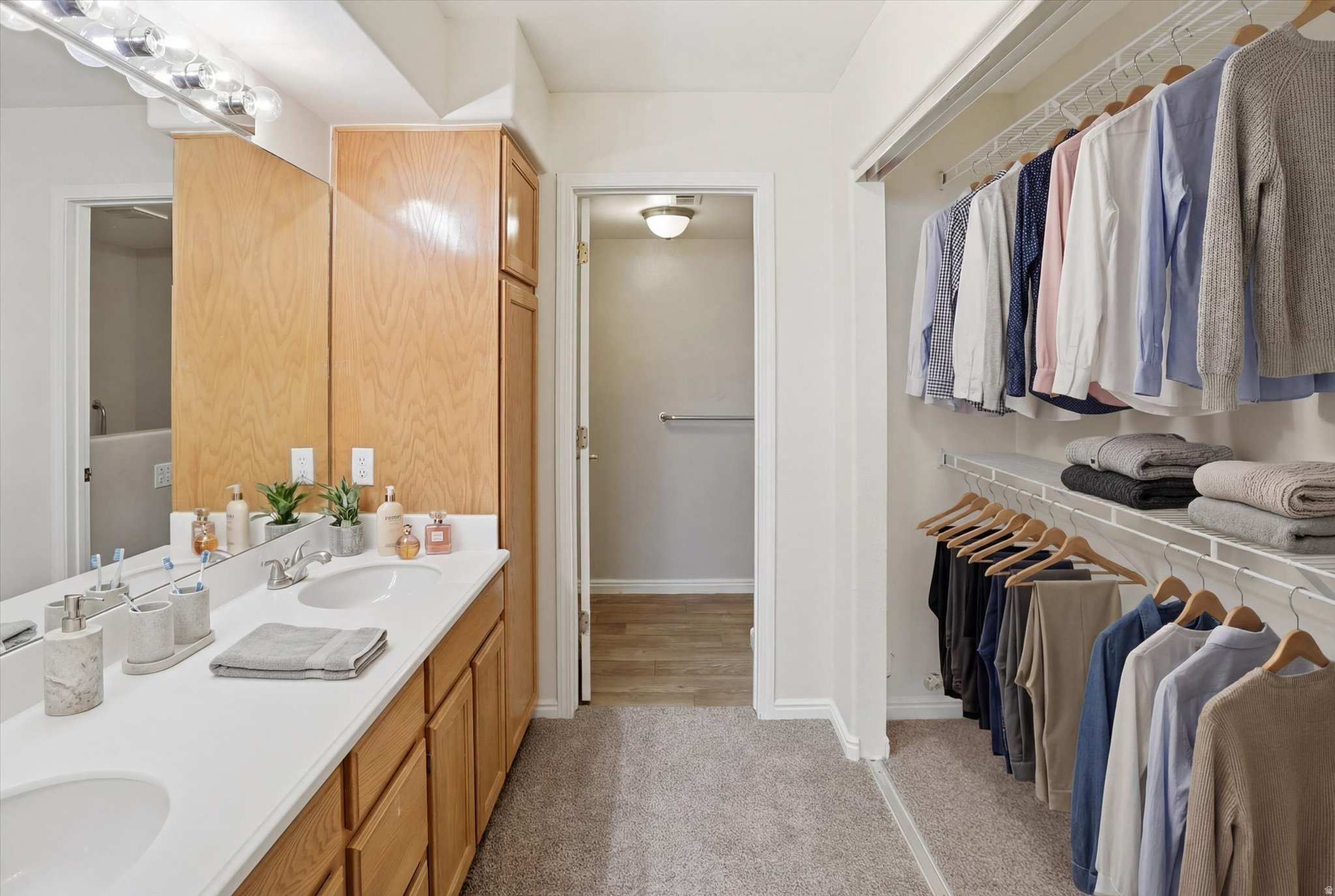 RIVER RUN - Residential