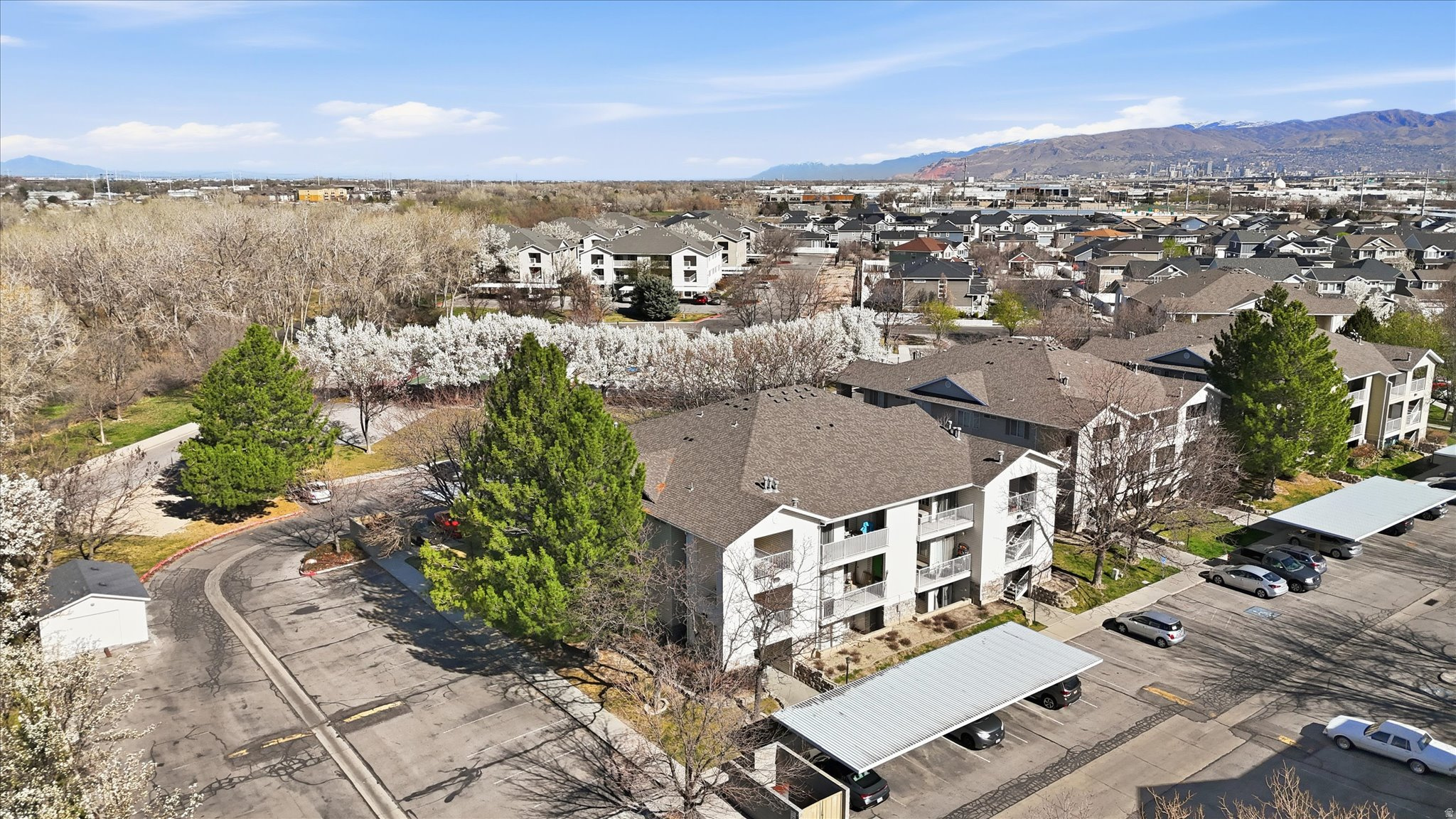 RIVER RUN - Residential