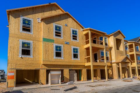 Tiny photo for 4662 S POPLAR WAY #Q303, Mapleton, UT 84664 (MLS # 2115403)