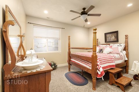 Tiny photo for 2461 E LAGRASSE CIR, Saint George, UT 84790 (MLS # 2158673)