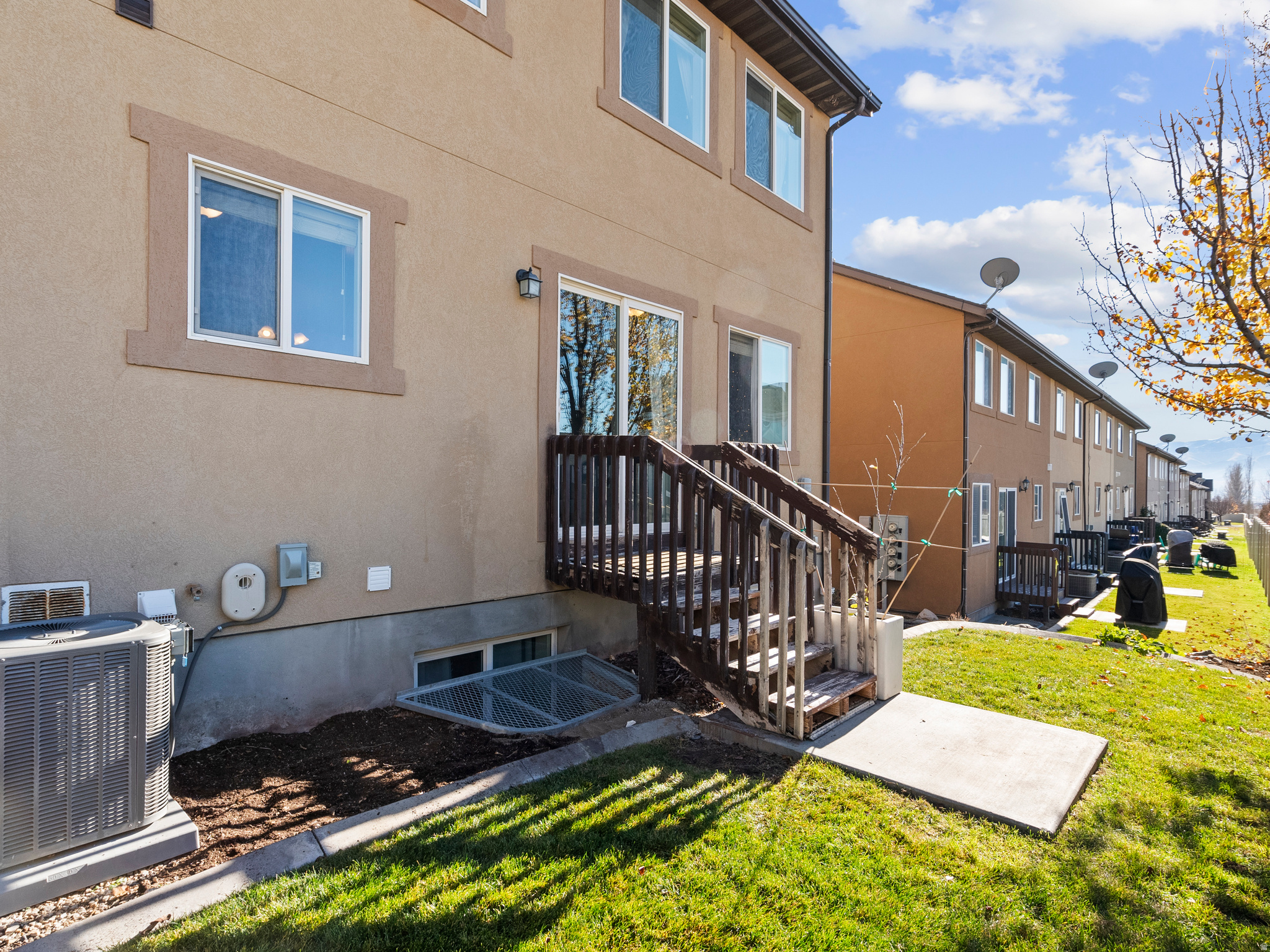 SARATOGA CHASE - Residential Income