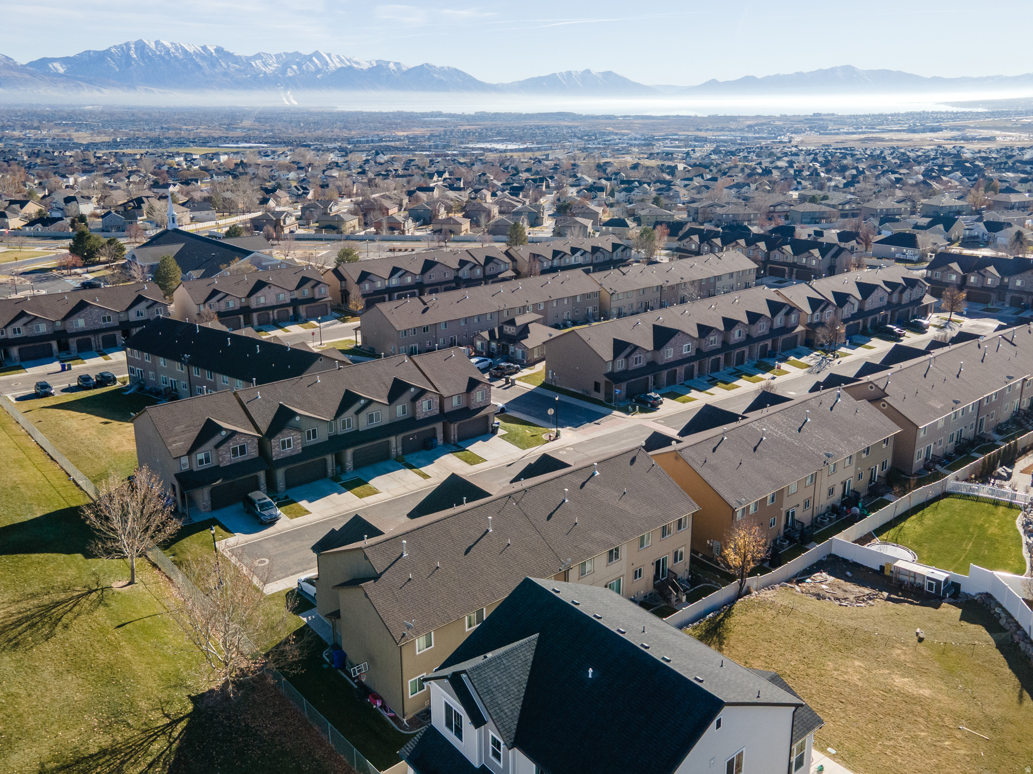 SARATOGA CHASE - Residential Income