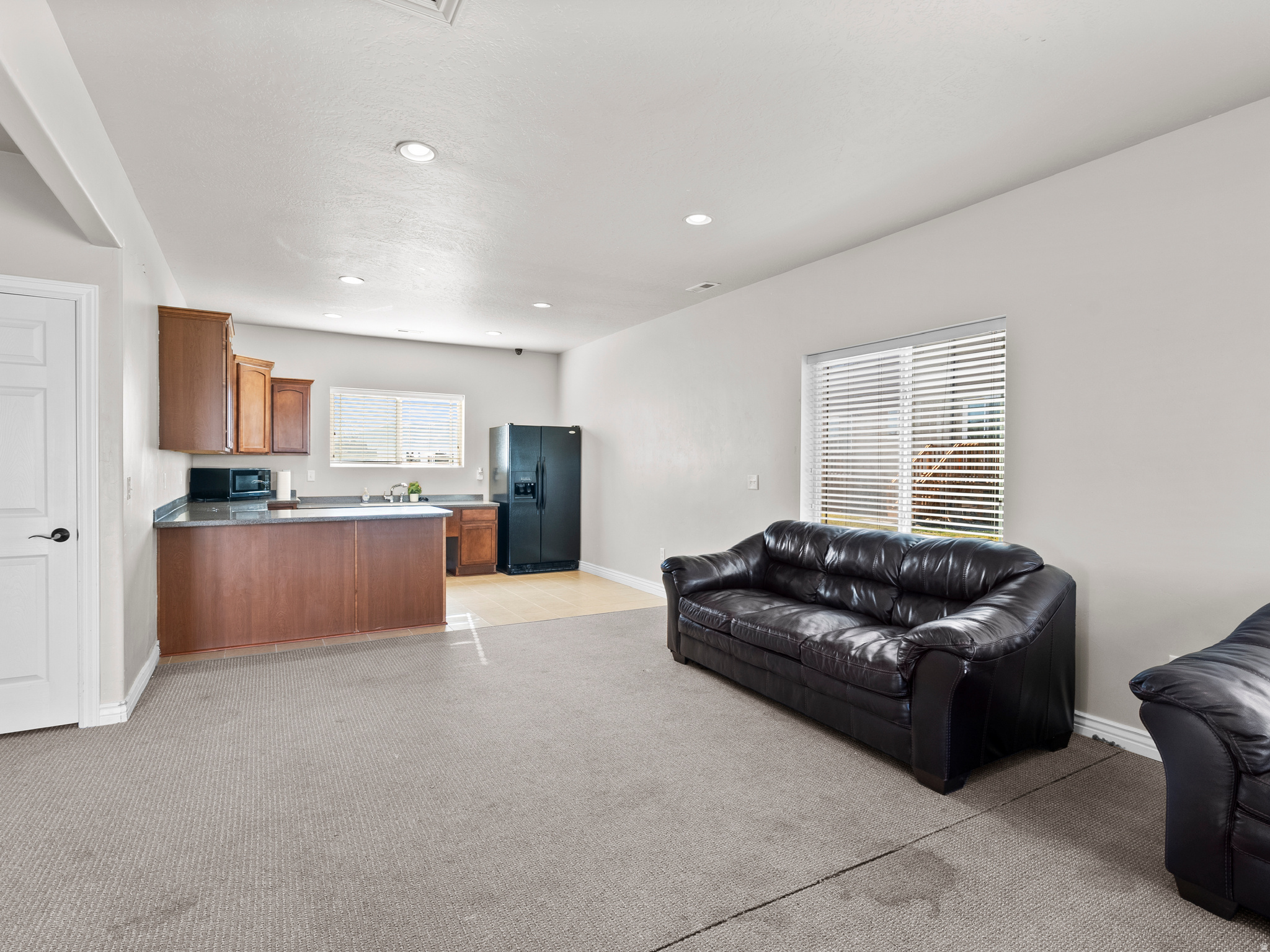 SARATOGA CHASE - Residential Income