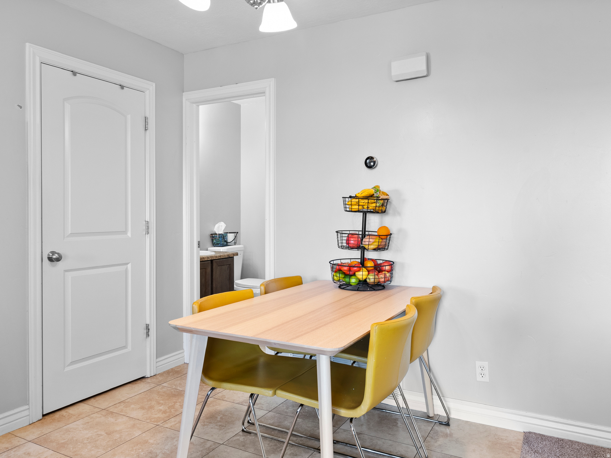 SARATOGA CHASE - Residential Income