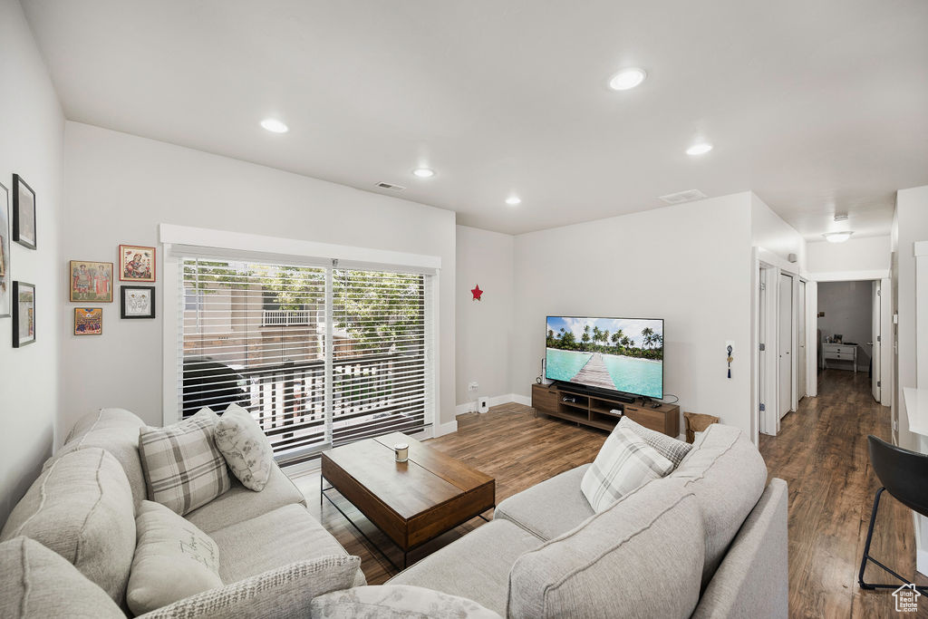 IVY SPRINGS - Residential