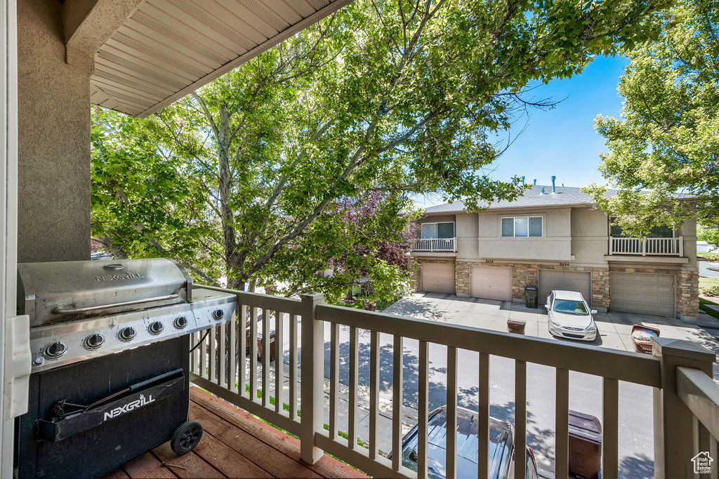IVY SPRINGS - Residential