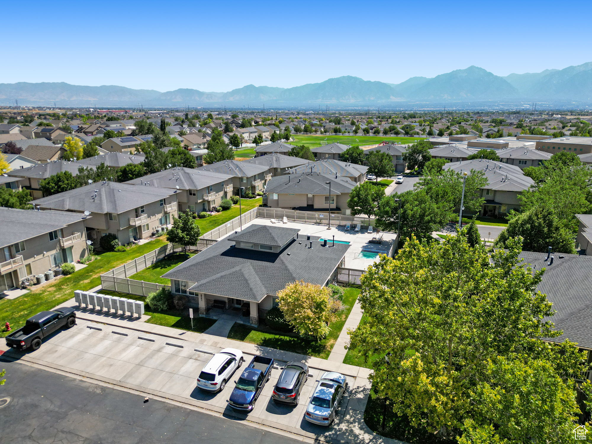 IVY SPRINGS - Residential