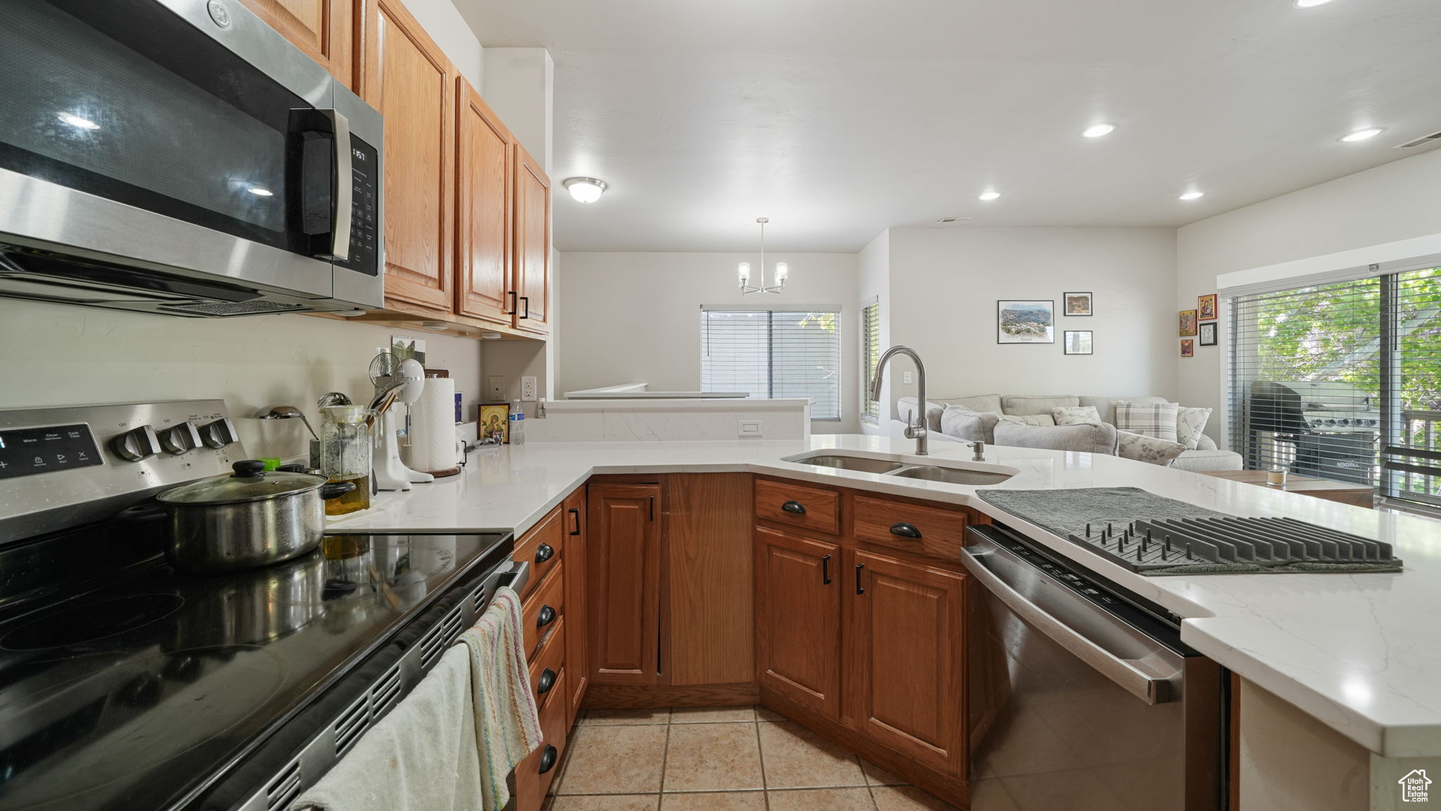 IVY SPRINGS - Residential