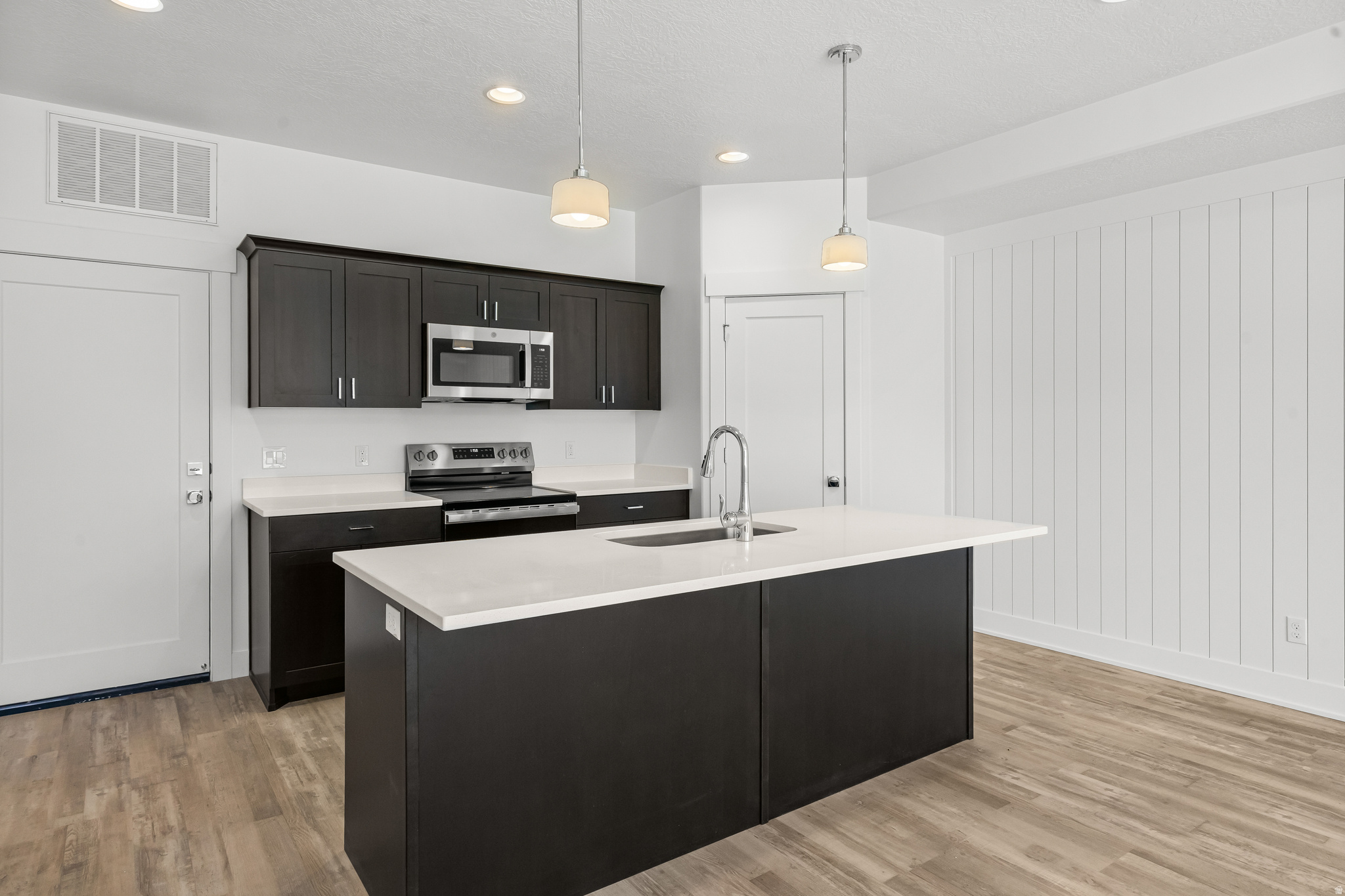 RC'S PARKWEST - Residential