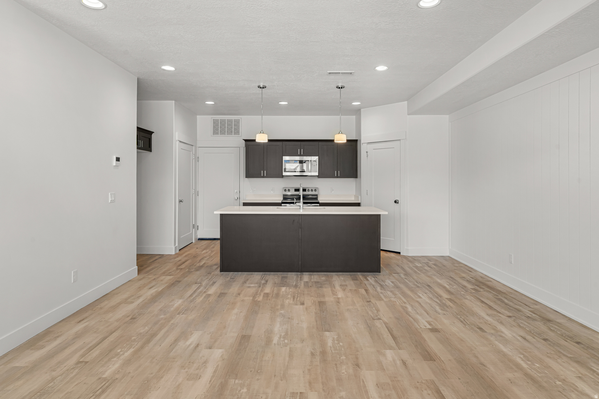 RC'S PARKWEST - Residential