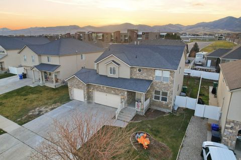 Tiny photo for 8224 S OAK VISTA DR, West Jordan, UT 84081 (MLS # 2125102)