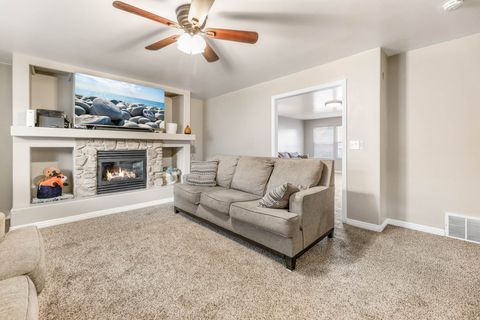 Tiny photo for 8224 S OAK VISTA DR, West Jordan, UT 84081 (MLS # 2125102)