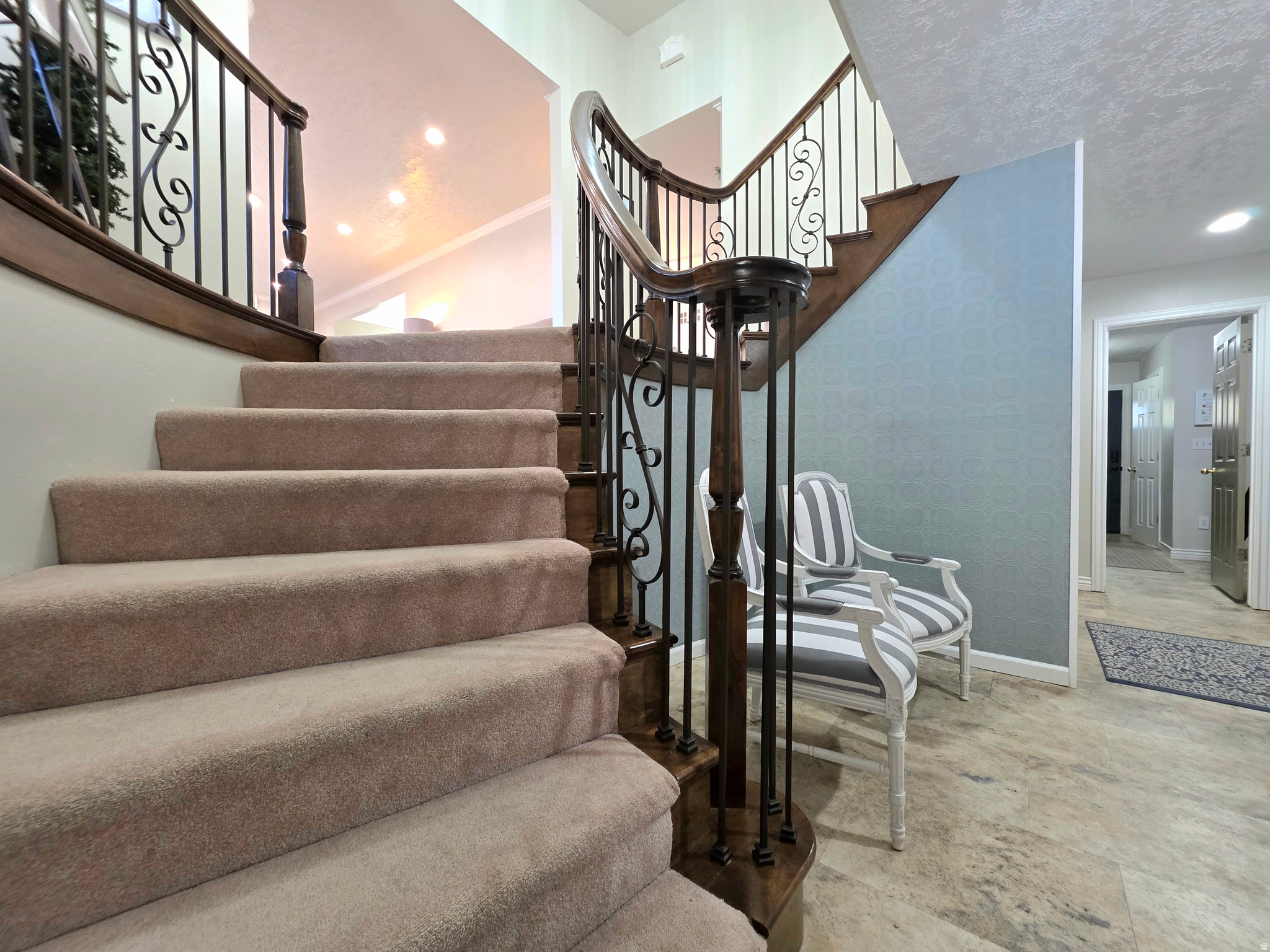 PARK CREST - Residential