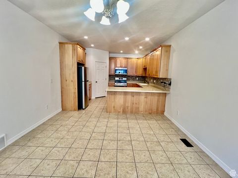 Tiny photo for 9587 N 4500 W, Cedar Hills, UT 84062 (MLS # 2114959)
