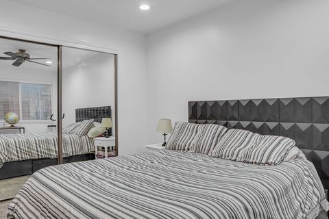 Tiny photo for 929 N FARMINGTON XING, Farmington, UT 84025 (MLS # 2135894)