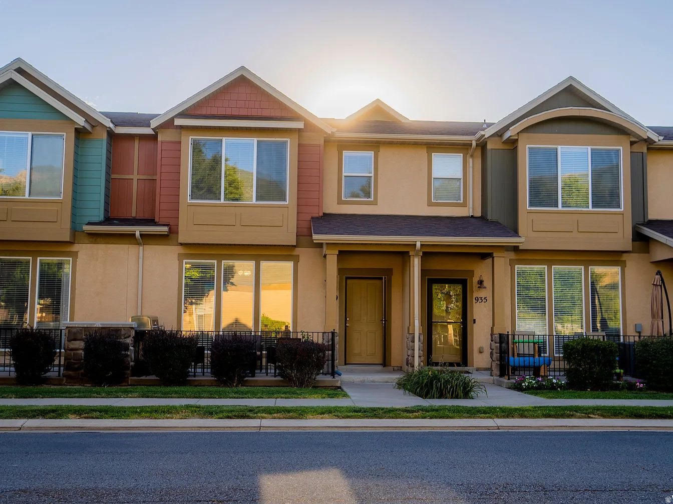 FARMINGTON CROSSING - Residential