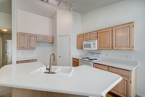 Tiny photo for 210 N MALL DR #119, Saint George, UT 84790 (MLS # 2158679)