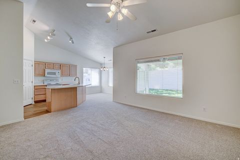 Tiny photo for 210 N MALL DR #119, Saint George, UT 84790 (MLS # 2158679)