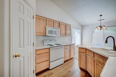 Tiny photo for 210 N MALL DR #119, Saint George, UT 84790 (MLS # 2158679)