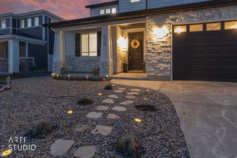 Tiny photo for 2608 W 2960 S, Syracuse, UT 84075 (MLS # 2147188)