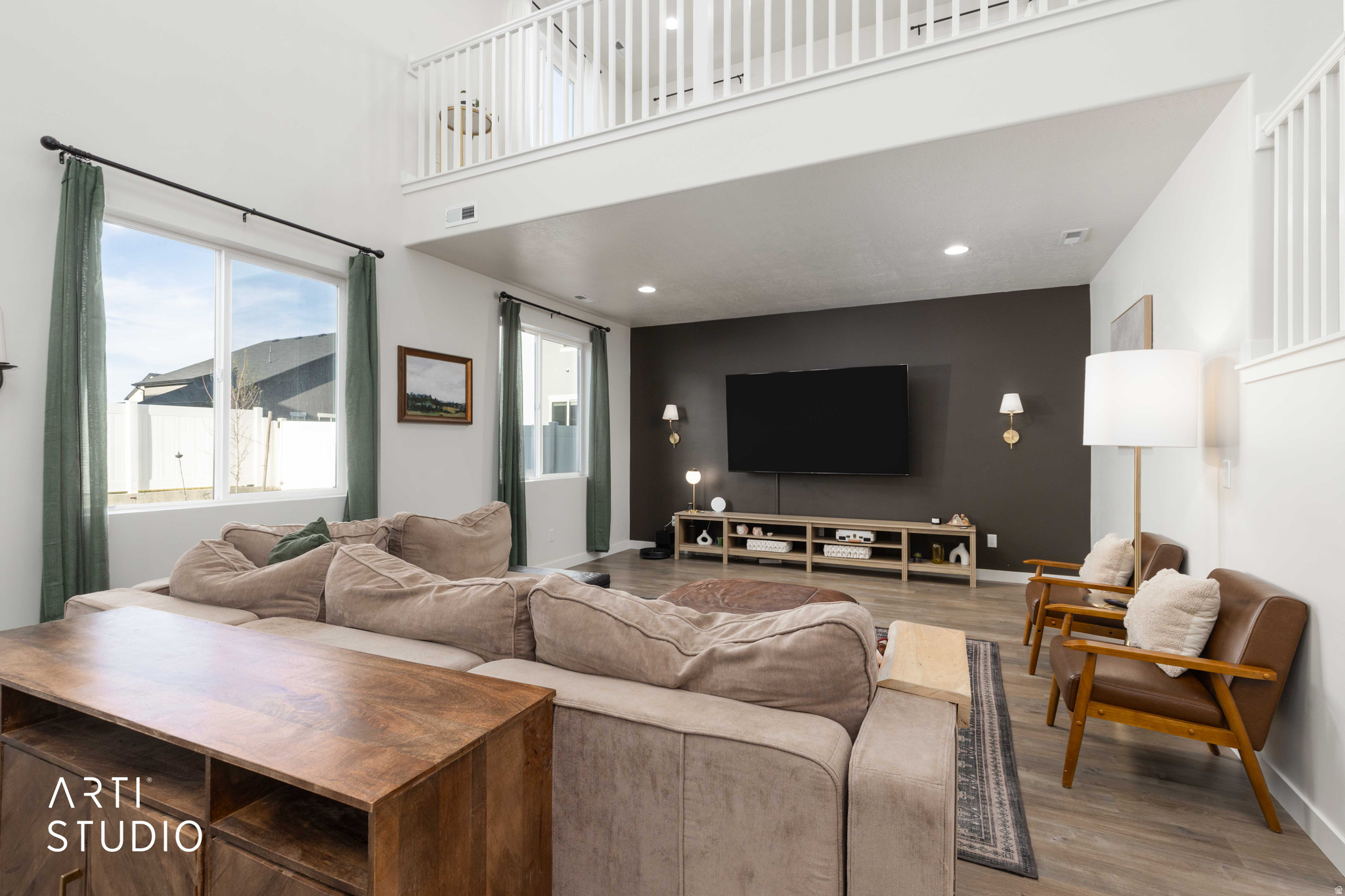 CREEKSIDE - Residential