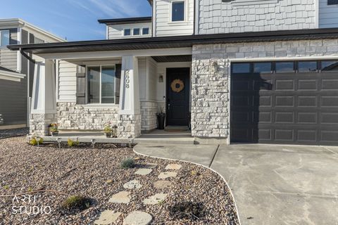 Tiny photo for 2608 W 2960 S, Syracuse, UT 84075 (MLS # 2147188)