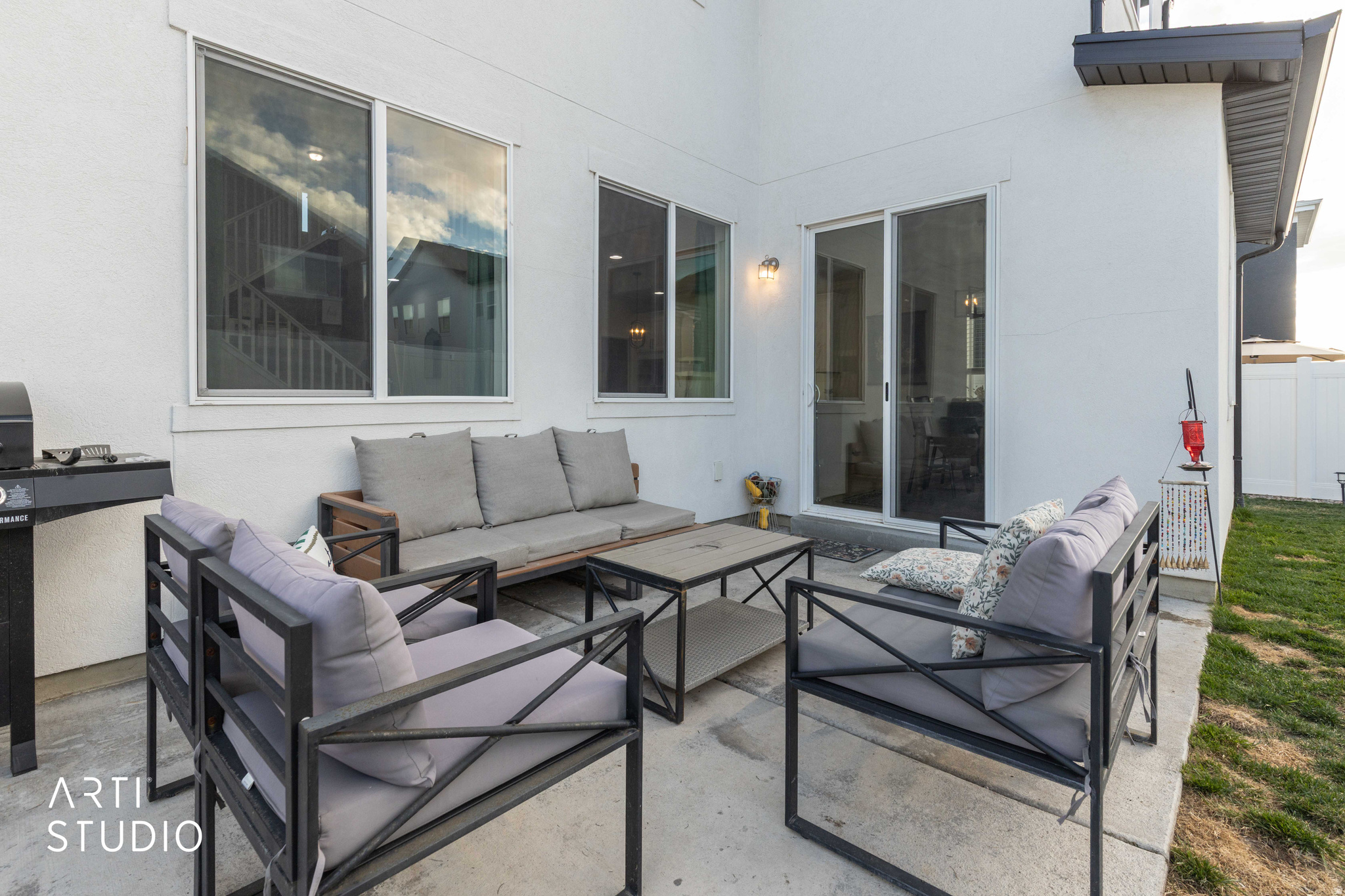 CREEKSIDE - Residential