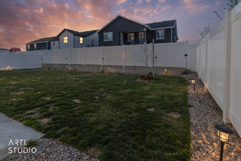 Tiny photo for 2608 W 2960 S, Syracuse, UT 84075 (MLS # 2147188)